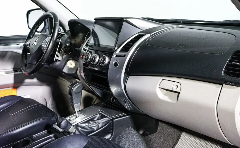 Mitsubishi Pajero Sport