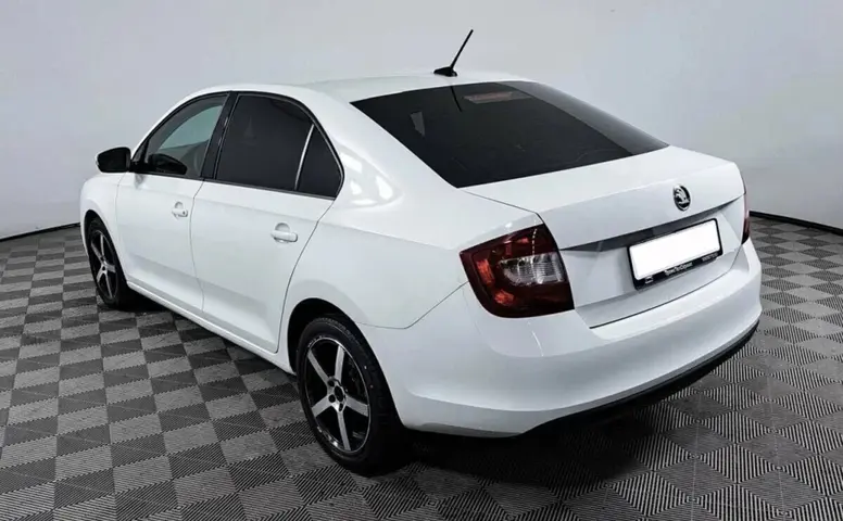 Skoda Rapid