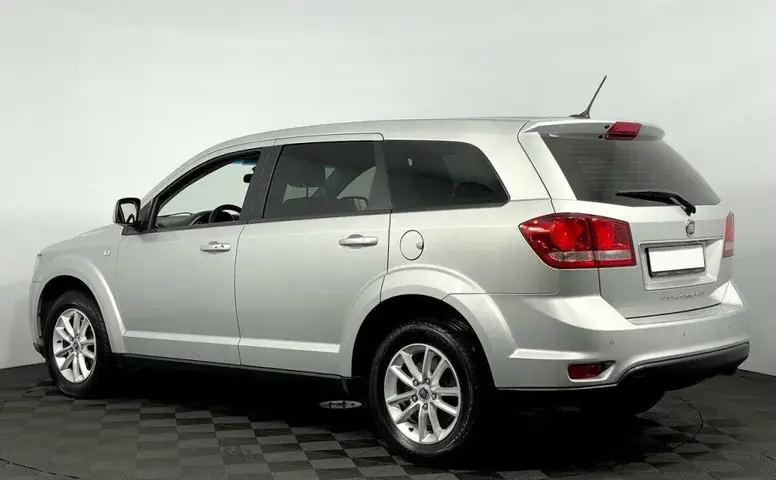 Fiat Freemont